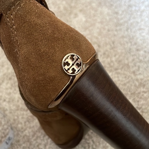 Tory Burch suede brown buckle ankle boots 8.5 great condition - Picture 10 of 11